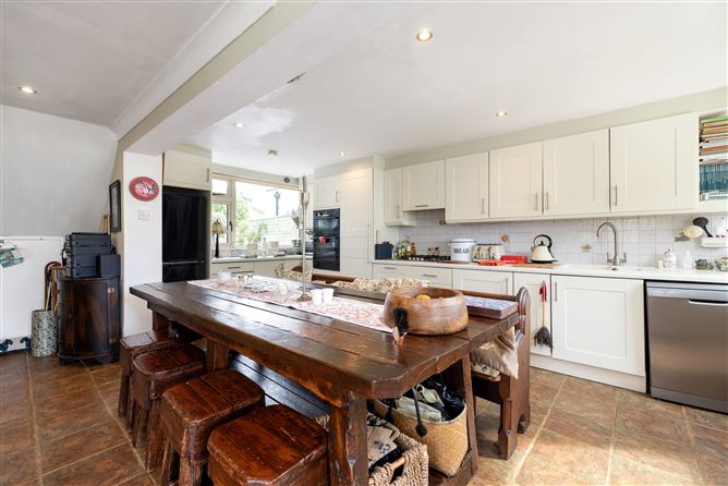 80 Lower Kilmacud Road, Stillorgan, County Dublin