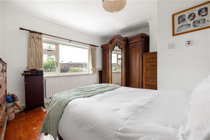 80 Lower Kilmacud Road, Stillorgan, County Dublin