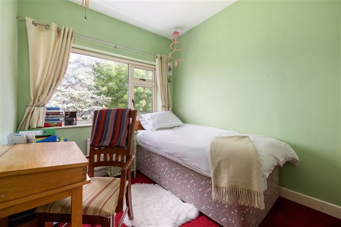 80 Lower Kilmacud Road, Stillorgan, County Dublin