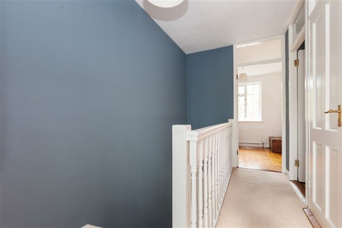 17 Castle Court, Clontarf, Dublin 3