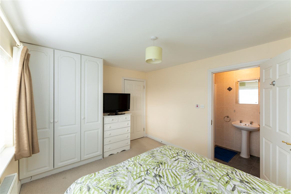 15 Garrabawn, Murroe, Limerick