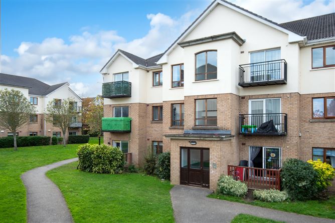 35 The Green, Larch Hill, Dublin 17
