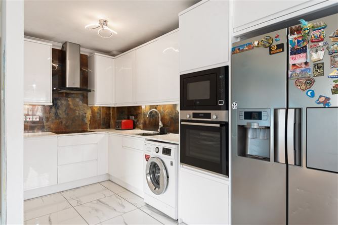 35 The Green, Larch Hill, Dublin 17