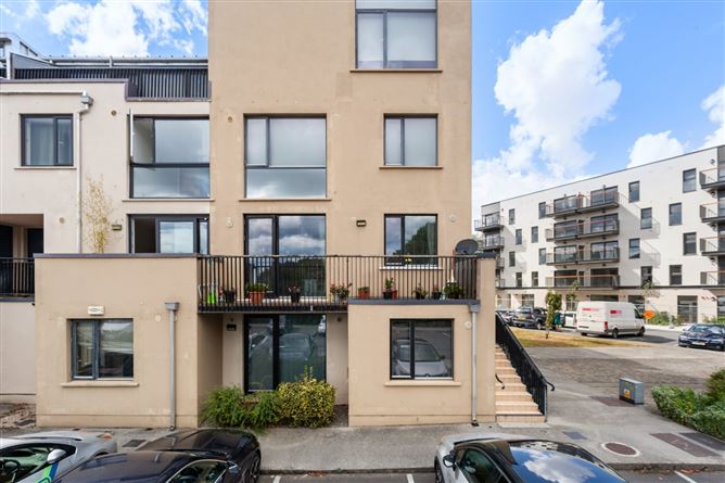 12 Parkview Green, Finglas, Dublin 11