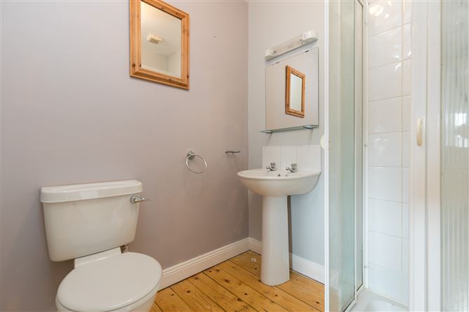 38 Oakwood, Gorey, Co. Wexford