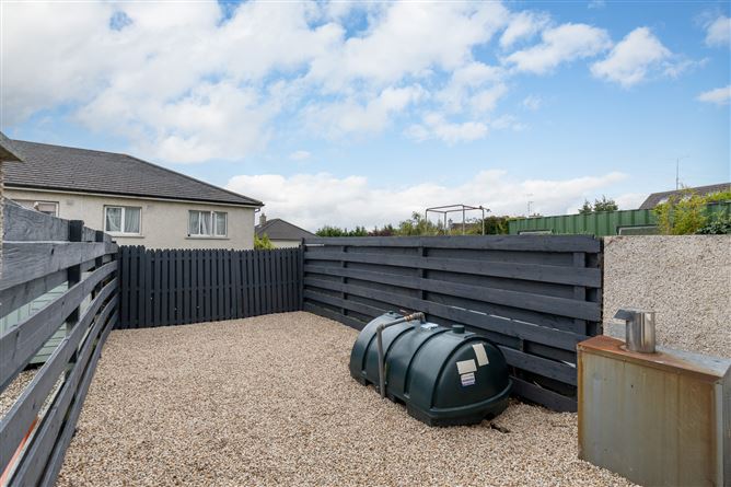 38 Oakwood, Gorey, Co. Wexford