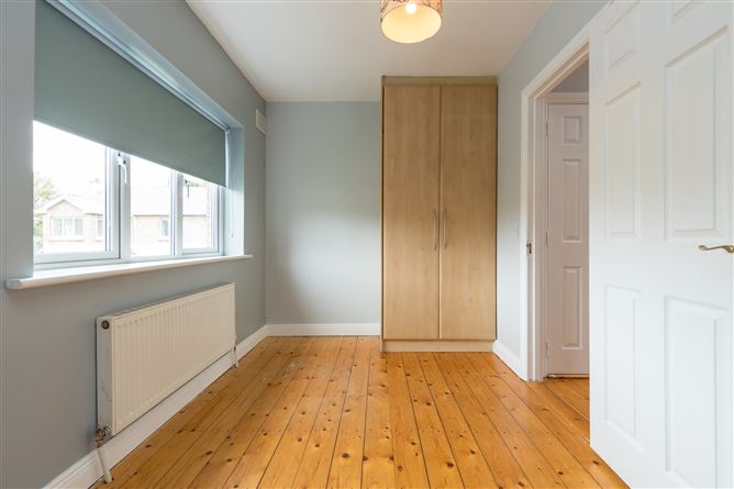 38 Oakwood, Gorey, Co. Wexford
