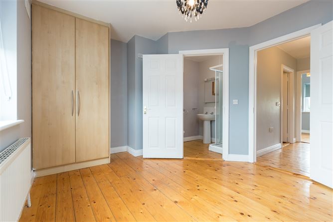 38 Oakwood, Gorey, Co. Wexford