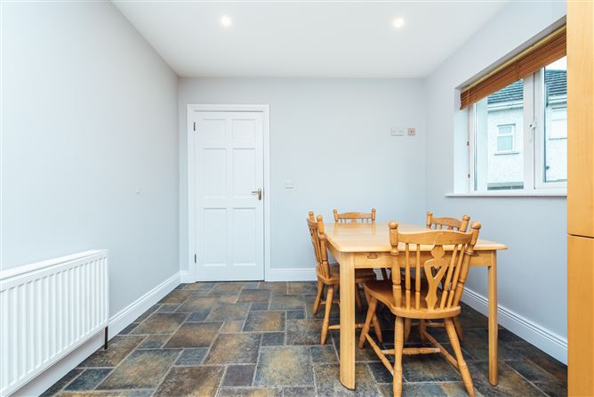 5 White Abbey Court, Kildare Town, Kildare