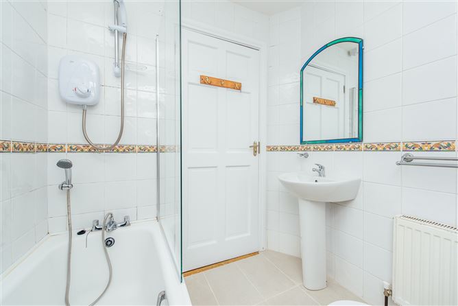 5 White Abbey Court, Kildare Town, Kildare