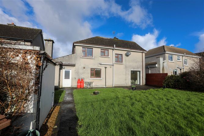 16 Meadowlands Estate, Tralee, Co. Kerry