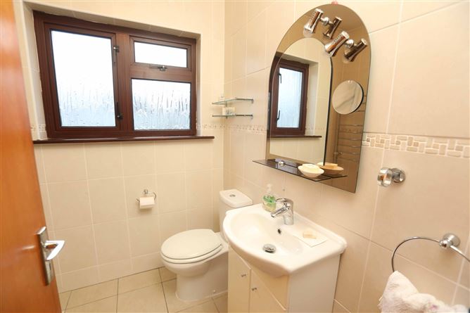 16 Meadowlands Estate, Tralee, Co. Kerry