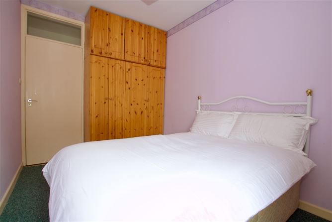 Lia Fail, Moor View, Athlone, Co. Westmeath