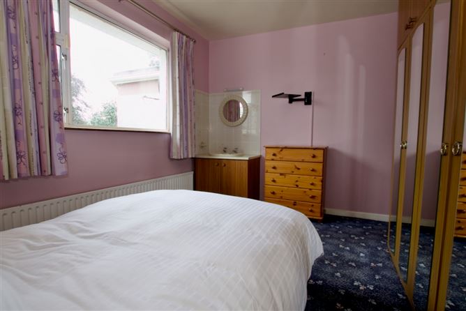 Lia Fail, Moor View, Athlone, Co. Westmeath