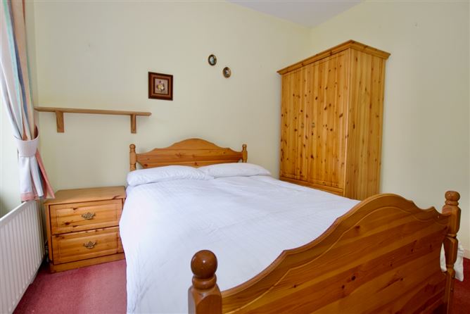 Lia Fail, Moor View, Athlone, Co. Westmeath