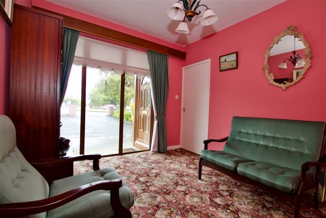 Lia Fail, Moor View, Athlone, Co. Westmeath