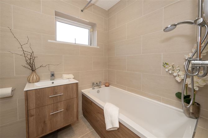 5 The Avenue, Priory Court, Watergrasshill, Cork