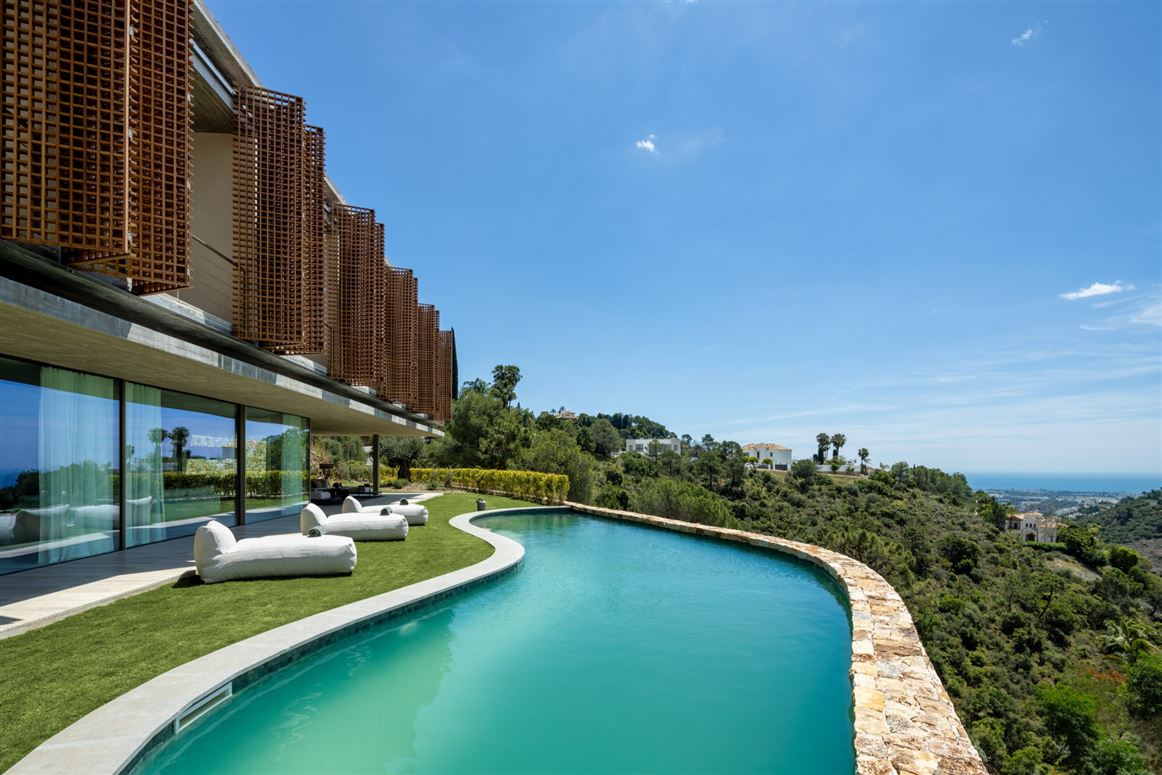 {name:Malaga, codeiso:MA}, Benahavis, El Madroñal, Spain - COSTA-01153P