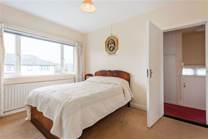 25 Woodbine Park, Booterstown, County Dublin