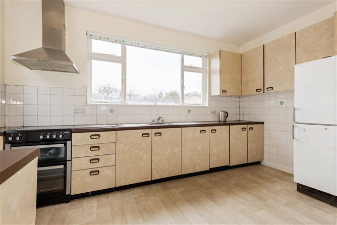 25 Woodbine Park, Booterstown, County Dublin