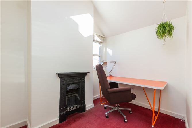 6 Glenard Avenue, North Circular Road, Dublin 7