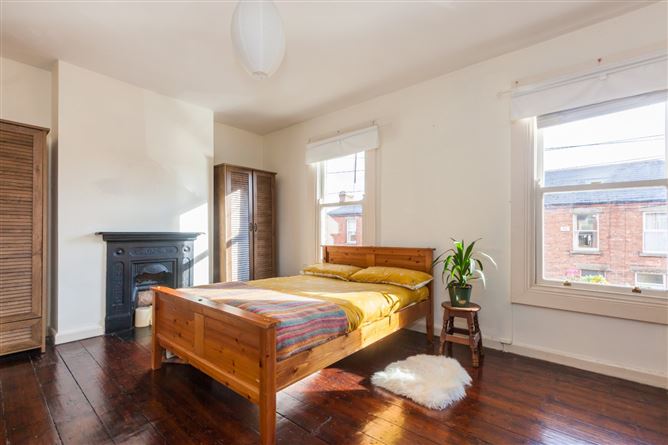 6 Glenard Avenue, North Circular Road, Dublin 7