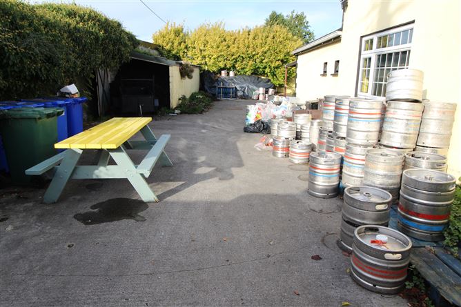 The High Chaparral, Geashill, Offaly