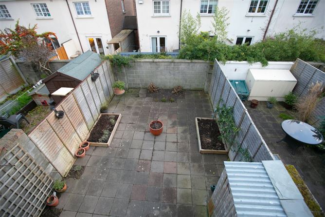 24 Temple Court, Palatine Square, Stoneybatter, Dublin 7