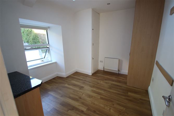23 Victoria Terrace, Glenbrook, Cork