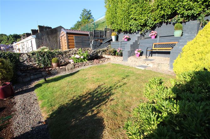23 Victoria Terrace, Glenbrook, Cork