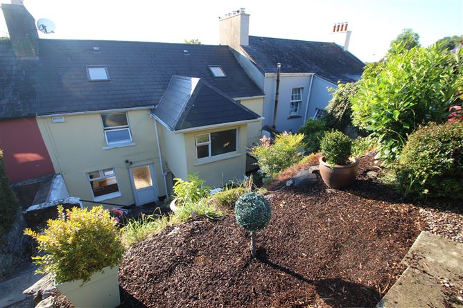 23 Victoria Terrace, Glenbrook, Cork