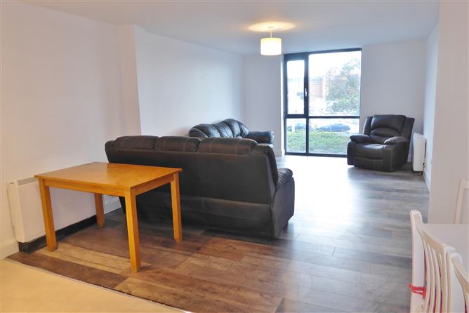 2 Virginia Hall, Belgard Square, Tallaght, Dublin 24