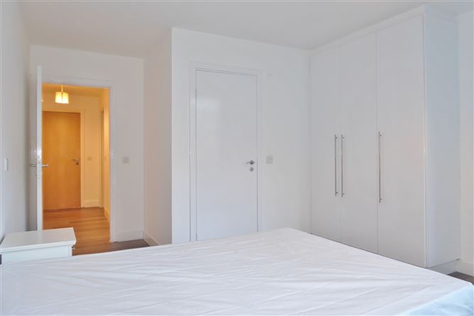 2 Virginia Hall, Belgard Square, Tallaght, Dublin 24