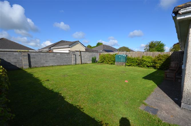15 Preston Heights, Kilmeague, Naas, Kildare