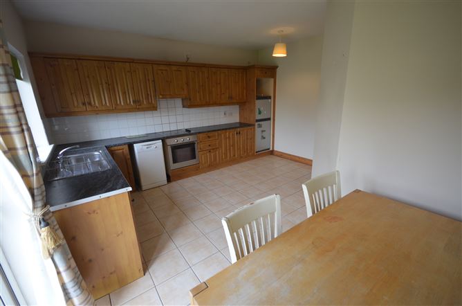 15 Preston Heights, Kilmeague, Naas, Kildare