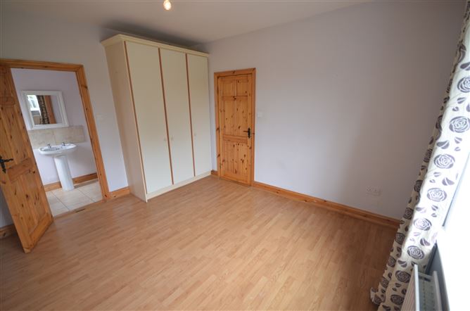 15 Preston Heights, Kilmeague, Naas, Kildare