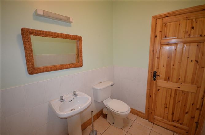 15 Preston Heights, Kilmeague, Naas, Kildare