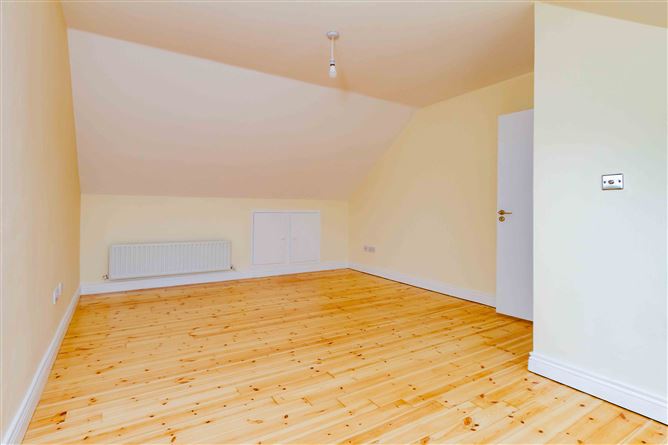 8b Walkinstown Green, Walkinstown, Dublin 12