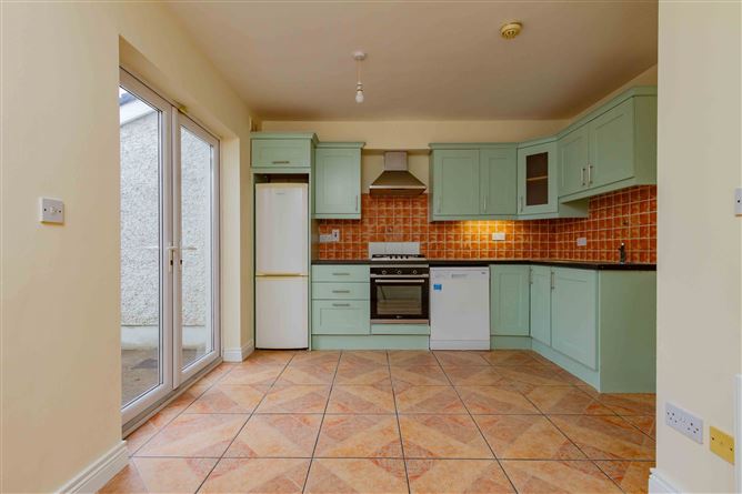 8b Walkinstown Green, Walkinstown, Dublin 12
