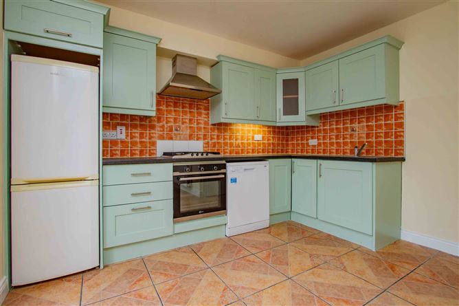 8b Walkinstown Green, Walkinstown, Dublin 12