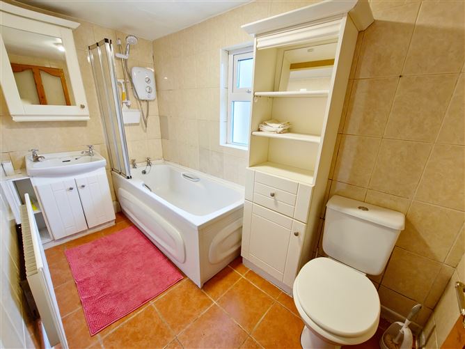 Ballinlobaunn Cottage,, Crossmolina, Mayo