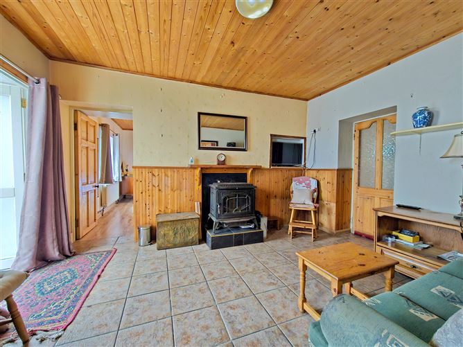 Ballinlobaunn Cottage,, Crossmolina, Mayo