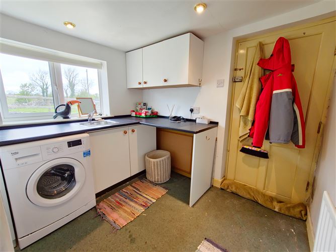 Ballinlobaunn Cottage,, Crossmolina, Mayo