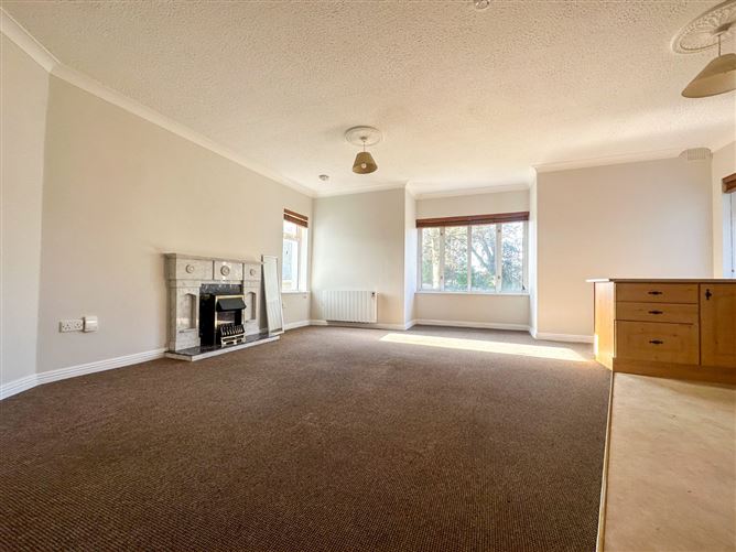 15 Lios Ealtan, Salthill Road Lower, Salthill, Galway City