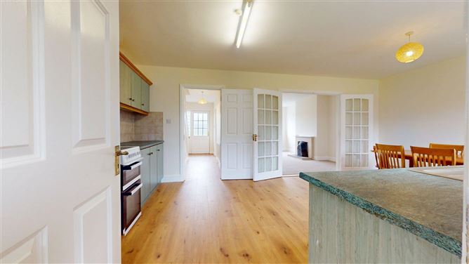 2 The Willows, Castlebar, Co. Mayo
