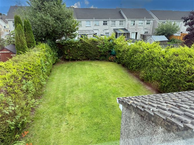 2 The Willows, Castlebar, Co. Mayo