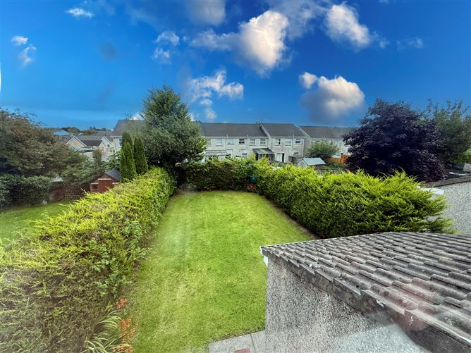 2 The Willows, Castlebar, Co. Mayo