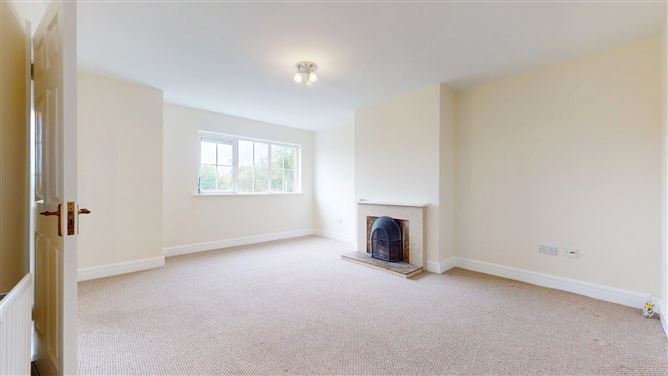 2 The Willows, Castlebar, Co. Mayo