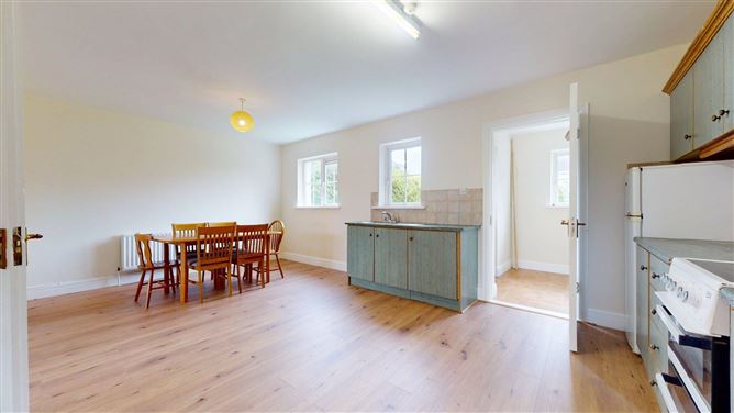 2 The Willows, Castlebar, Co. Mayo
