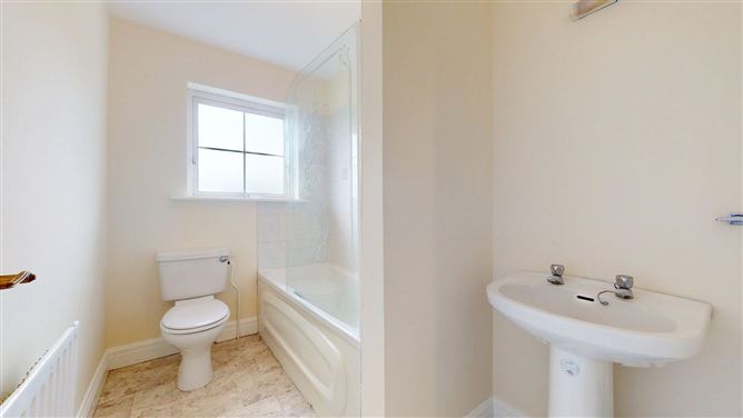 2 The Willows, Castlebar, Co. Mayo